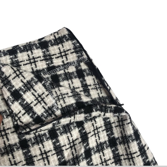 Plaid Tweed A-Line Mini Skirt in Black and White - Picture 6 of 7